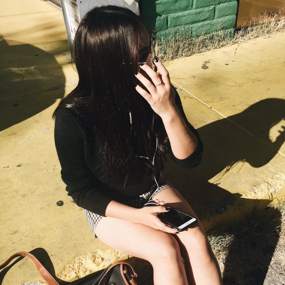 Meet your Posher, April